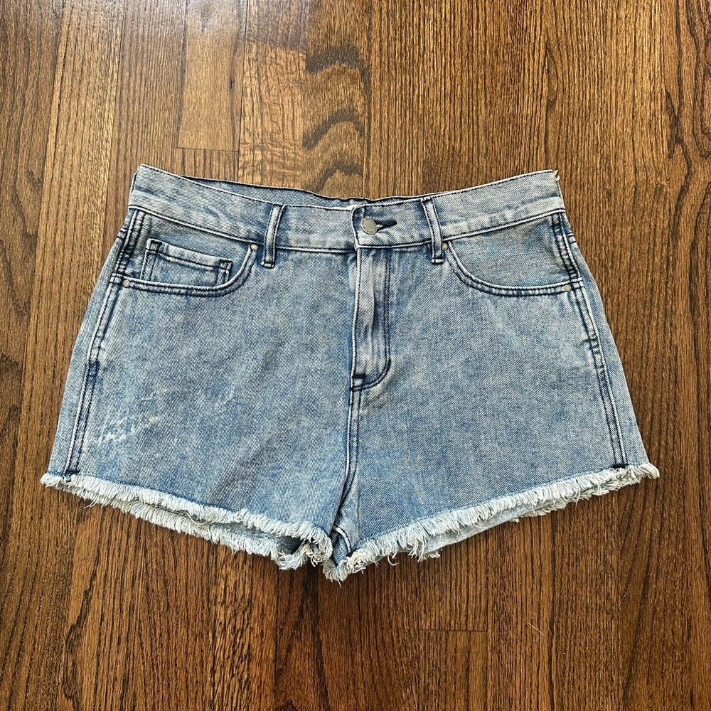 Bullhead High Waisted Shorts